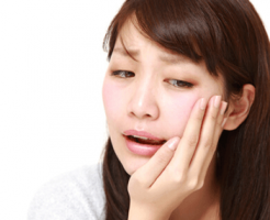 副鼻腔炎の症状をチェック！頭痛や発熱は？歯痛や咳など症状まとめ！歯痛の痛み